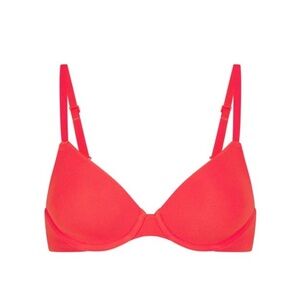 Skims Fits Everybody T-Shirt Demi Bra